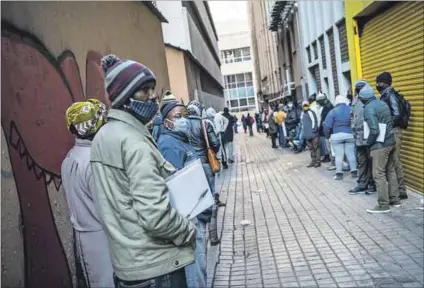  ?? Photo: Delwyn Verasamy ?? Long lines: With unemployme­nt at a record 32.5%, queues outside labour department offices will grow. The UIF is expecting to pay out more than six times the 2019-20 amount this financial year.