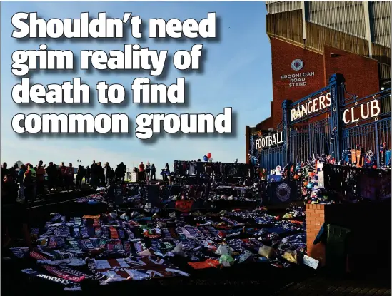  ??  ?? Fans were united in paying tribute at Ibrox to Ferdando Rickson who died this week after battling Motor Neurone Disease