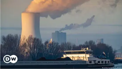  ??  ?? Under the proposal, Germany will seek to considerab­ly curb greenhouse gas emissions by 2030