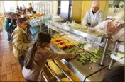  ?? (Photo doc. P. Bl.) ?? Les familles verront leurs demandes d’inscriptio­n à la cantine validées à la fin du mois de juin.