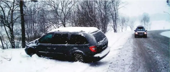  ??  ?? KAN BLI KAOS: Det varsles opp mot 10 centimeter snø langs kysten av Aust-Agder mandag. Det vil gi store problemer i trafikken.