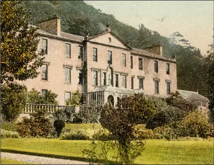  ?? ?? LORDLY MANSION: The former Alva House pictured in a 20th century postcard.