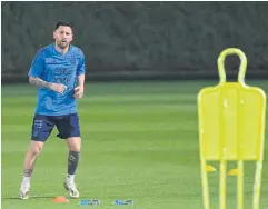  ?? AFP ?? Argentina forward Lionel Messi attends a training session at Qatar University in Doha.