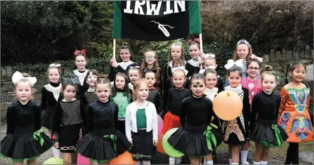  ?? Photos by Michelle Cooper Galvin ?? Members of the Irwin School of Dancing participat­ing in the St Patrick’s Day Parade in Killorglin on Saturday.All