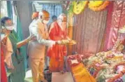  ?? PTI ?? President Ram Nath Kovind offers prayers in Ayodhya on Sunday.