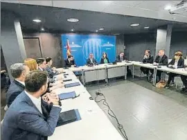  ?? EP ?? Bosch es va reunir ahir amb delegats de la Generalita­t a l’exterior