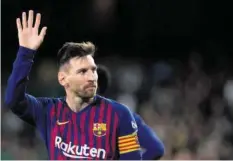  ?? AFP ?? Lionel Messi bedankt sich bei den Betis-supportern.