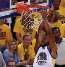  ?? THEARON W. HENDERSON/GETTY IMAGES ?? The Warriors’ Andre Iguodala was huge off the bench for Golden State with 15 points in 32 minutes against the Cavs in Game 1 on Thursday.