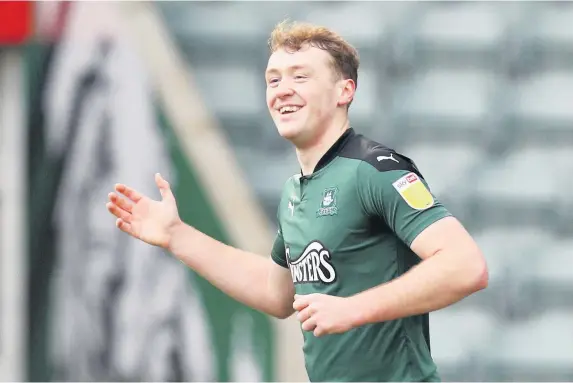  ?? Dave Crawford/PPAUK ?? > Plymouth Argyle striker Luke Jephcott has taken League One by storm this season and is the joint-top goalscorer with 13 goals already