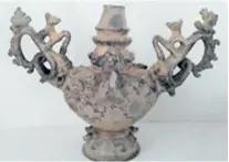  ??  ?? Baština Tarajosa Urođenički narod Tarajos ostavio je u naslijeđe keramičku posudu koja se nalazila u sada spaljenom muzeju