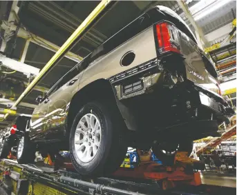  ?? MIKE STONE/REUTERS ?? The end of the 40-day GM strike has given relief to the U.S. economy. The strike had constraine­d employment gains to 156,000 jobs in October. The economy showed steady wage gains last month.