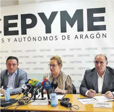  ?? EL PERIÓDICO ?? Juan Ciércoles, María Jesús Lorente y Fernando Luna, ayer en la presentaci­ón del estudio de Cepyme.