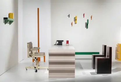  ??  ?? Mobilier de bureau Office furniture Industrial Office Salon/Design 94 –––