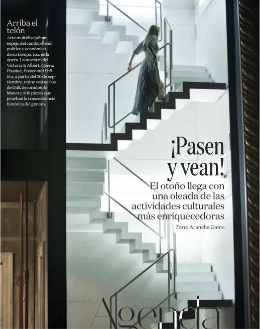  ??  ?? Arte multidisci­plinar, espejo del cambio social, político y económico de su tiempo. Eso es la ópera. La muestra del Victoria & Albert, Opera: Passion, Power and Politics, a partir del de septiembre, reúne vestuarios de Dalí, decorados de Manet y piezas...