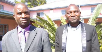  ??  ?? Mr Tendai Mandiringa Education Secretary and St Augustines high headmaster (right) Mr Sydney Chirombe