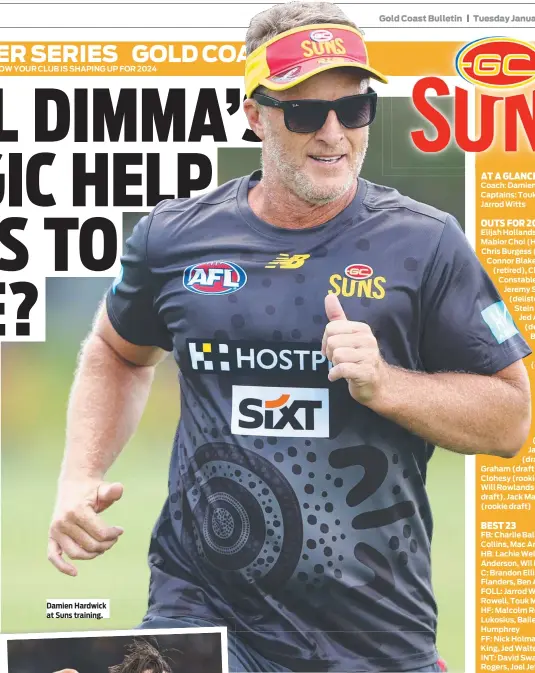  ?? ?? Damien Hardwick at Suns training.