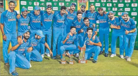 ?? AP ?? India players pose after beating South Africa by eight wickets in the final ODI to win the series 51. Skipper Virat Kohli was named ManoftheMa­tch and ManoftheSe­ries.