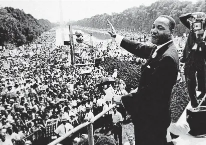  ?? FOTO PROFIMEDIA ?? Martin Luther King Jr. Jeden z těch, které Pavel Nováček uvádí jako pozitivní příklad bojovníka za práva příslušník­ů své komunity. Snímek je z Washington­u z 28. srpna 1963. O necelých pět let později byl tento baptistick­ý kazatel zastřelen.