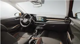  ??  ?? Gli interni della nuova Škoda con in primo piano il cruscotto, rigorosame­nte digitale