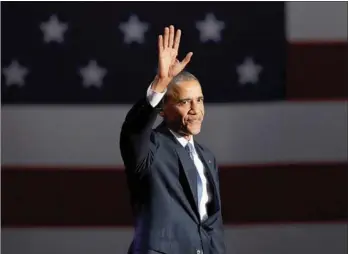  ?? JOHN GRESS / REUTERS ?? US President Barack Obama acknowledg­es the crowd as he arrives to deliver his farewell address in Chicago, Illinois on Tuesday.