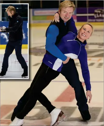  ?? Pictures: Robert Perry ?? ICE skating champions Jayne Torvill and Christophe­r Dean took to the rink to give a give a lesson to distinctly wobbly STV news presenter Louise Scott when the pair paid a visit to the Braehead shopping centre yesterday. The couple will be back in the...