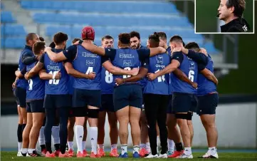  ?? (Photos AFP) ?? Le XV de France repart au combat ce soir face aux Gallois. Ci-dessus : Fabien Galthié.