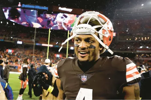  ?? KIRK IRWIN/AP ?? Browns quarterbac­k Deshaun Watson walks off of the field after a game against the Ravens on Dec. 17 in Cleveland.