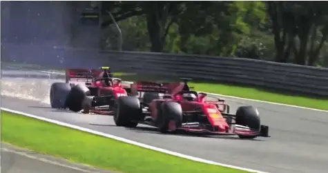  ?? SCREENSHOT SRF ?? Der Moment, in dem der Nuller Tatsache ist: Charles Leclerc (h.) und Sebastian Vettel nehmen sich gegenseiti­g aus dem Rennen.