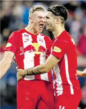  ?? BILD: SN/GEPA ?? Erling Haaland (l.) und Dominik Szoboszlai sind heiß begehrt.