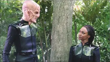  ?? ?? Doug Jones and Sonequa Martin-Green in “Star Trek: Discovery”