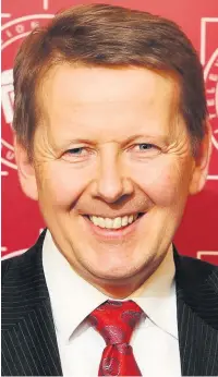  ??  ?? Former BBC Breakfast presenter Bill Turnbull has finished chemothera­py