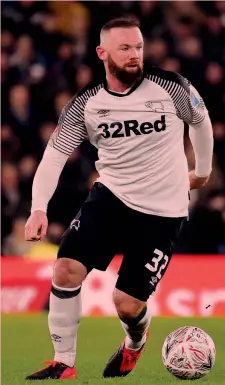  ?? AP ?? L’ultimo Wayne Rooney, 35 anni, con la maglia del Derby County