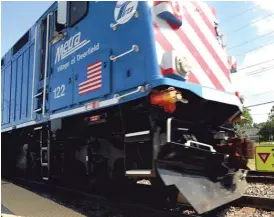 ?? | SUN- TIMES FILE PHOTO ?? To improve safety, Metra’s unions have signed on to a confidenti­al system that protects employees when self- reporting most “close call” incidents.
