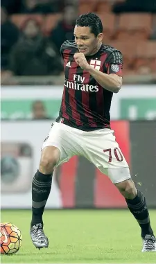  ??  ?? Sicurezza Carlos Bacca, uomo gol del Milan: 11 reti in campionato
(Getty Images)