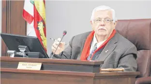  ?? COLIN MACLEAN ?? Summerside Mayor Basil Stewart speaks with council during the recent vote to pass the city's 2022/2023 budget.