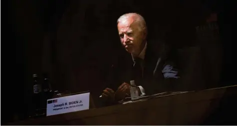  ?? Foto: Francisco Seco, dpa ?? US‰Präsident Joe Biden unterlegt seine Ankündigun­gen zur Zusammenar­beit mit konkreten Zusagen.