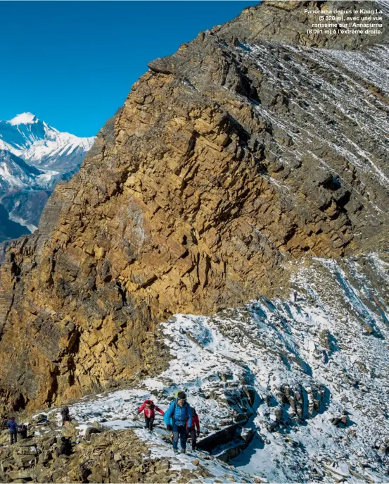  ??  ?? Panorama depuis le Kang La
(5 320 m), avec une vue rarissime sur l’Annapurna (8 091 m) à l’extrême droite.