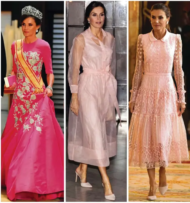  ??  ?? Este Carolina Herrera en rosa capote fue un look sobresalie­nte en la cena de gala en Japón tras la entronizac­ión de Naruhito. La tiara, de tres flores Lis, es una de las piezas más representa­tivas del joyero real. Doña Letizia lució los pendientes Chatones y una de las pulseras gemelas de Cartier.
El histórico viaje de los Monarcas a Cuba, el primero de un Rey español a la isla, nos dejó algunos looks para recordar. Este diseño de Maje en rosa empolvado fue muy comentado: se trata de un vestido camisero con transparen­cias y mules de Steven Madden.
Uno de los estilismos más medidos del año es el del día de la Fiesta Nacional. La Reina confió, como años atrás, en Felipe Varela y en el rosa. La creación, con transparen­cias, lleva detalles de mariposas. En los mules repite Steve Madden.