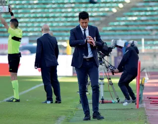  ??  ?? La gara
Fabio Grosso schiererà il 4-3-3. Cissè potrebbe non essere della partita