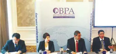  ??  ?? From left: Meor Amri, Thai Bond Market Associatio­n head of bond pricing and product developmen­t department Dr Kulkunya Prayarach, Indonesia Bond Pricing Agency director Wahyu Trenggono and Shah at a media briefing on the launch of the new index...