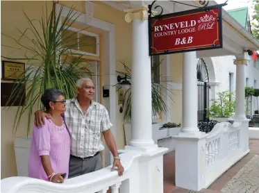  ??  ?? FLASHBACK to 2010: Stephanie Cupido, with her brother, Chris Bergstedt (since deceased), outside their old home in Stellenbos­ch. The two were the grandchild­ren of Stephanus and Marguerita Hector, whose property was expropriat­ed in 1967. | SAM CLARK