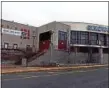  ?? CTNEWSJUNK­IE FILE PHOTO ?? The old Showcase Cinemas site in East Windsor is where the tribal casino would be built.