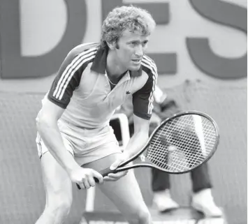  ?? Foto: imago sportfotod­ienst ?? Im Jahr 1981 spielte Max Wünschig das ATP Turnier in Stuttgart Weißenhof. Zwei Jahre zuvor war er für die Bundesrepu­blik Deutschlan­d beim Davis Cup in Rumänien im Einsatz.