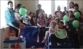  ??  ?? Valentia Island Resource and Childcare staff with children.