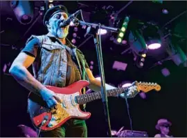  ?? Patrick T. Fallon For The Times ?? RICHARD THOMPSON performs at L.A.’s Teragram Ballroom in February 2019. He wrote his early-career memoir with journalist-author Scott Timberg.