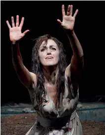  ??  ?? Grave concerns: Claudia Boyle as Violetta in La traviata