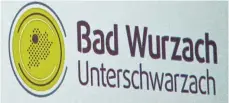  ??  ?? Benutzt eine Ortschaft das Logo, wird ihre Lage innerhalb des Gemeindege­biets mit einem dicken Punkt gekennzeic­hnet.