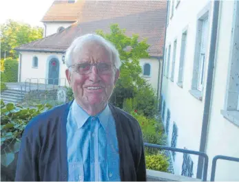  ?? FOTO: JOSEF SCHNEIDER ?? Mit 92 Jahren ist Pater Josef Pfanner nach wie vor körperlich und geistig rüstig.