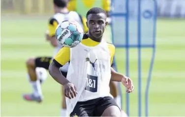  ?? File / Agence France-presse ?? Borussia Dortmund’s Youssoufa Moukoko turns 16 on Friday and if he plays at Hertha Berlin on Saturday evening, he will set a new Bundesliga record.