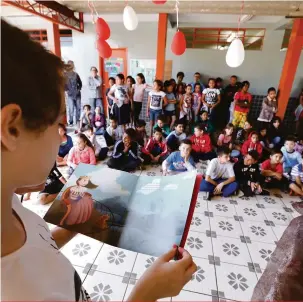  ?? Fábio Alcover ?? Escola Municipal Cláudia Rizzi: desenvolvi­mento da leitura influencia em todas as outras áreas